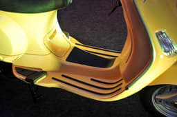 Vespa LX 125 image gallery